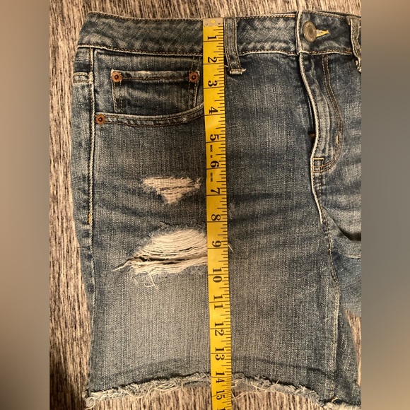 American Eagle Distressed Denim shorts - Picture 8 of 8